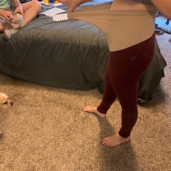 Motherhood Maternity Burgundy Leggings With Full Tan Panel Size Small (796) - Picture 2 of 7